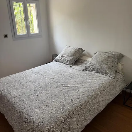 Hébergement de vacances Atypical Loft With Private Pool Le Lavandou