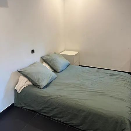 Atypical Loft With Private Pool * Le Lavandou