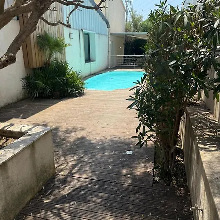 Atypical Loft With Private Pool Ferienhaus Le Lavandou