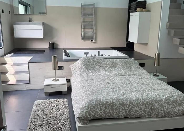 Nyaraló Atypical Loft With Private Pool *