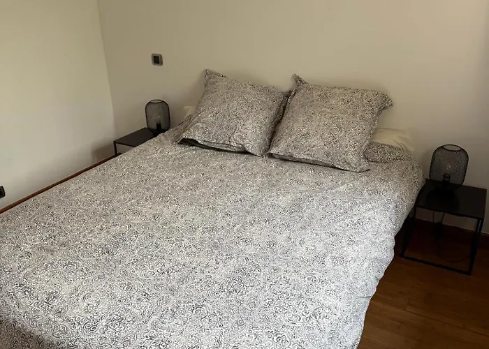 Atypical Loft With Private Pool Nyaraló *