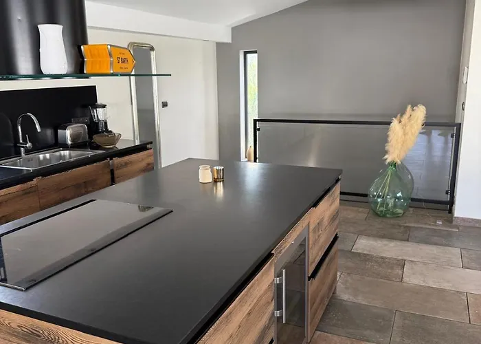 Nyaraló Atypical Loft With Private Pool *