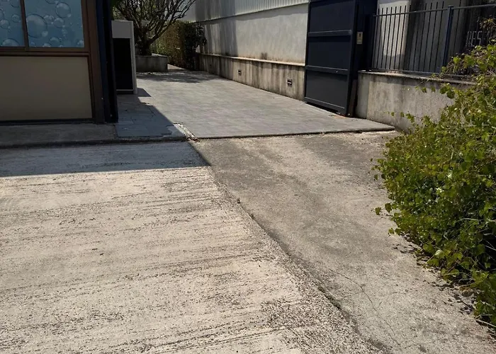 Atypical Loft With Private Pool Le Lavandou