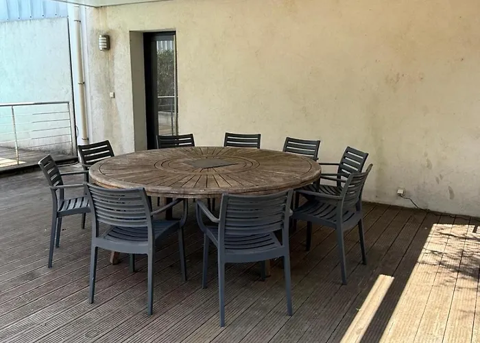 Atypical Loft With Private Pool Nyaraló Le Lavandou