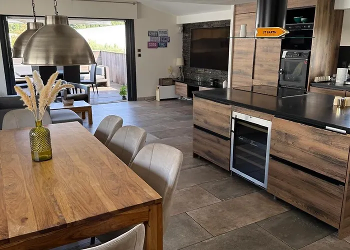 Atypical Loft With Private Pool Nyaraló Le Lavandou