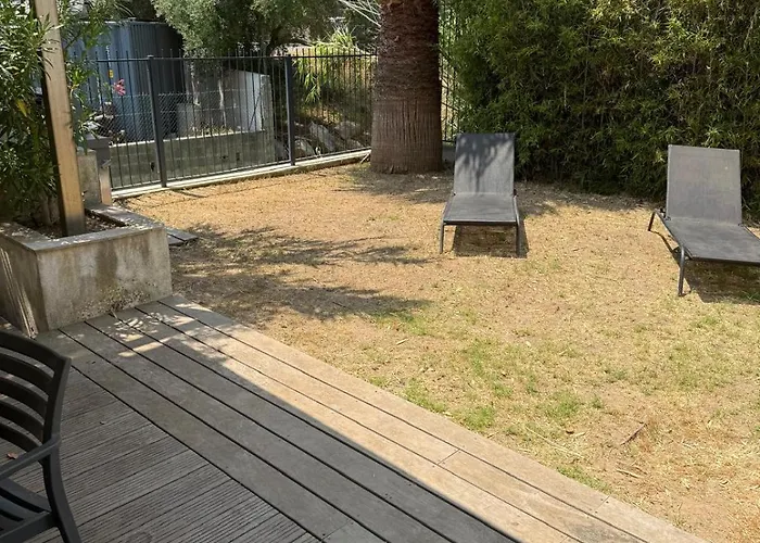 Nyaraló Atypical Loft With Private Pool Le Lavandou