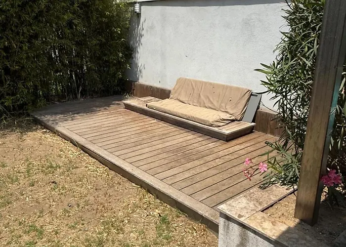 Atypical Loft With Private Pool Nyaraló Le Lavandou